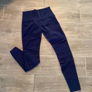 Lululemon Blue Cut Out Leggings
